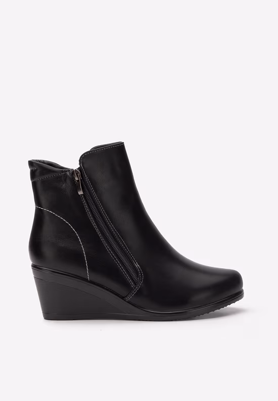 Stivaletti con zeppa neri Armandina