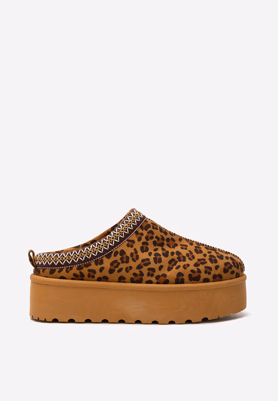 Papuci cu platformă Comfy leopard
