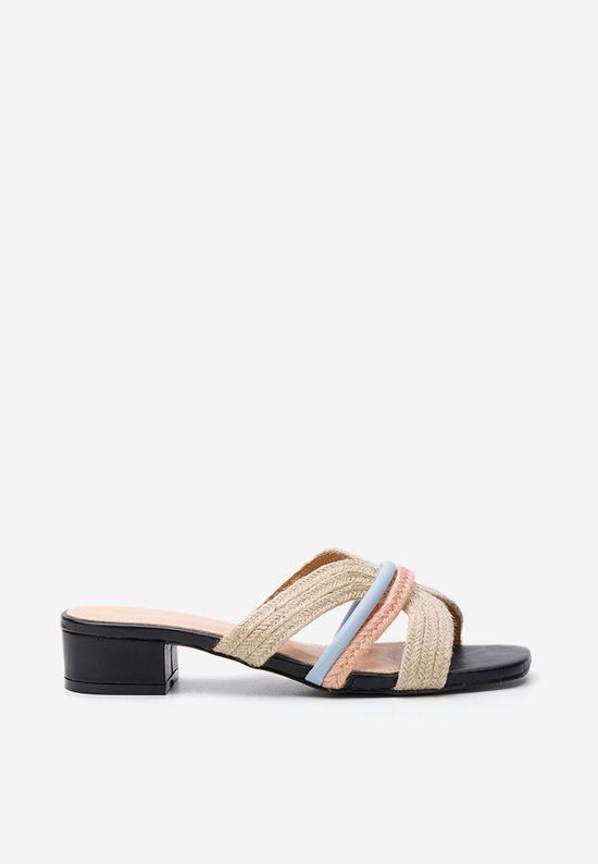 Μπεζ mules με χαμηλό τακούνι Ilinca
