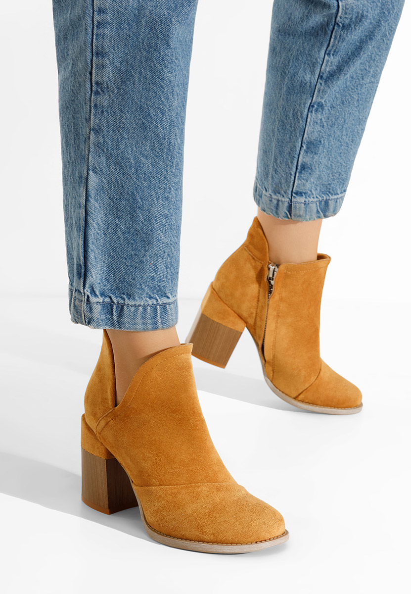 Camel vastag sarkú bokacsizma Condesa