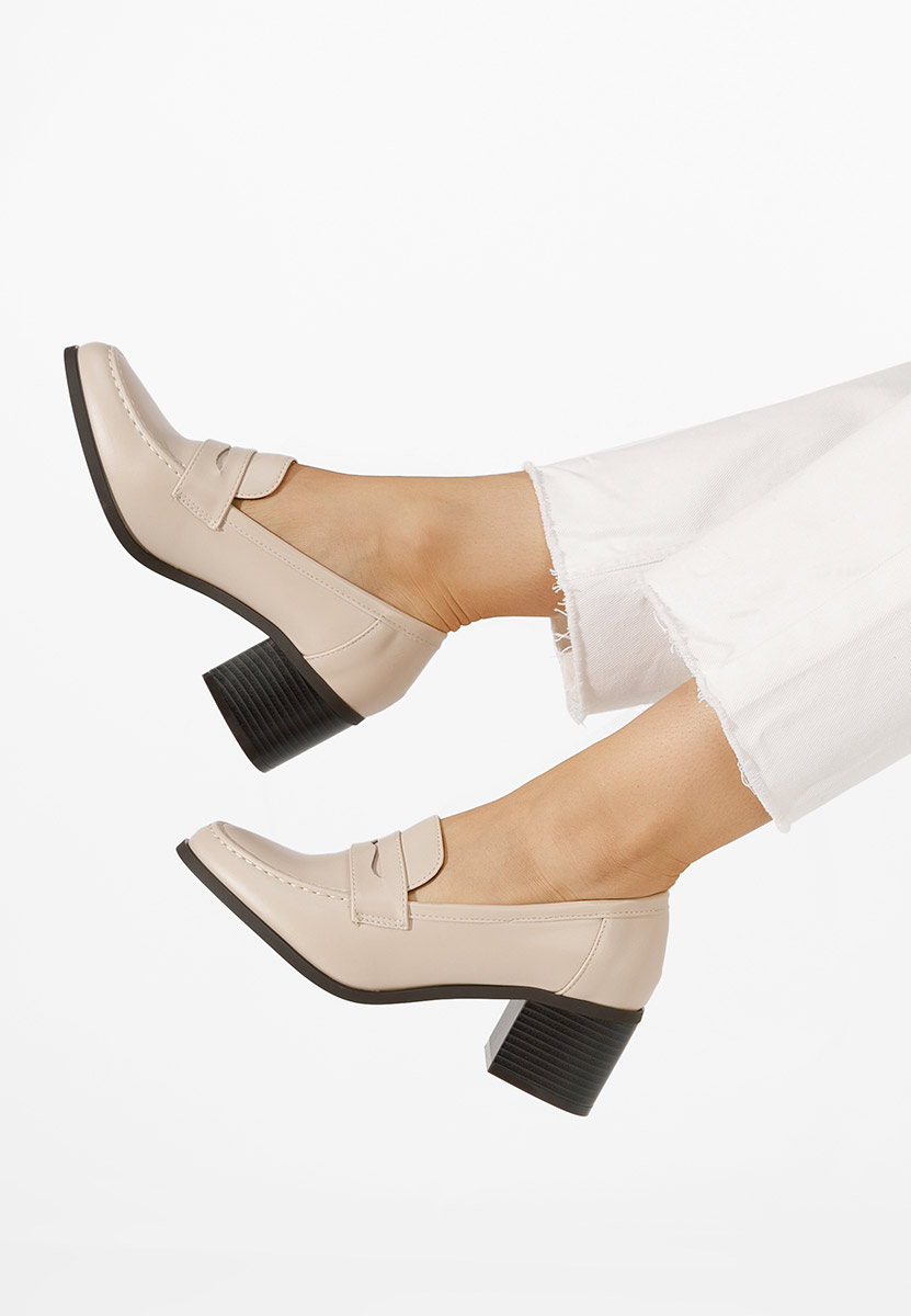 Μπεζ loafers γυναικεία Sereya