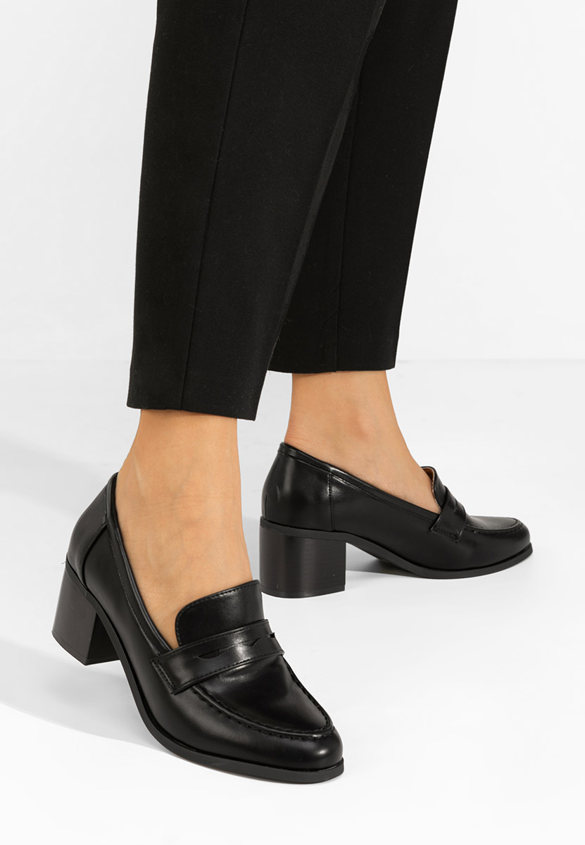 Μαύρα loafers γυναικεία Sereya