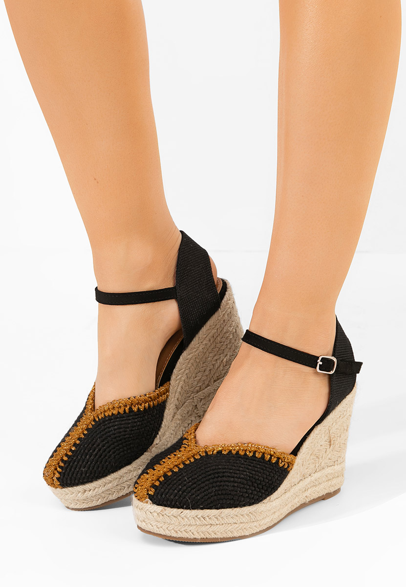 Čierne espadrilky na platforme Marrilu