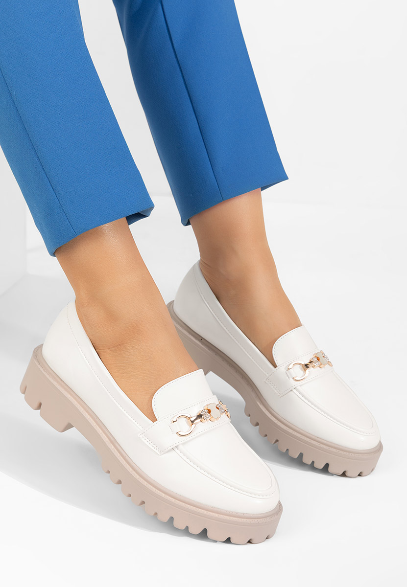 Beli ženski loaferji Aelle